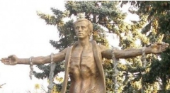 statue.JPG